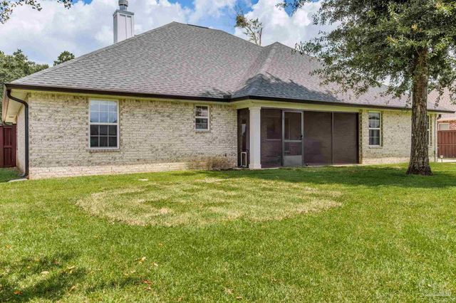 5562 Dunridge Dr, Pace, FL 32571