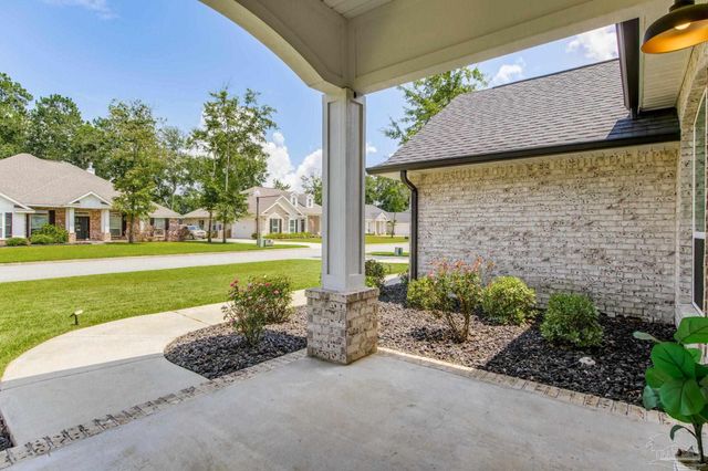 5562 Dunridge Dr, Pace, FL 32571