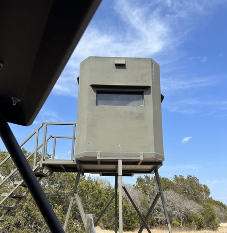 93 J S Murry Ranch Rd, Carta Valley, TX 78840