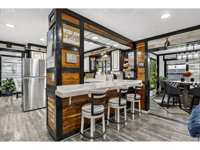 1670 Ne KENNEDY Ln, Hillsboro, OR 97124