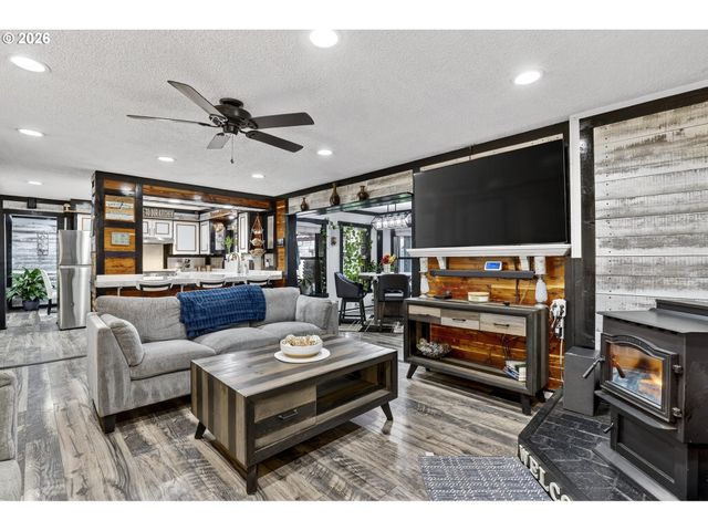 1670 Ne KENNEDY Ln, Hillsboro, OR 97124