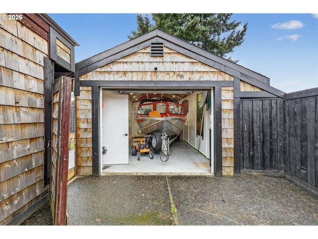 1670 Ne KENNEDY Ln, Hillsboro, OR 97124