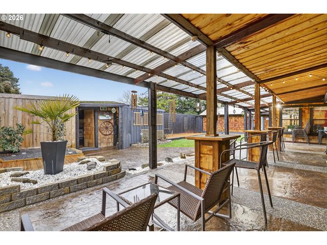 1670 Ne KENNEDY Ln, Hillsboro, OR 97124