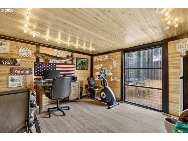 1670 Ne KENNEDY Ln, Hillsboro, OR 97124