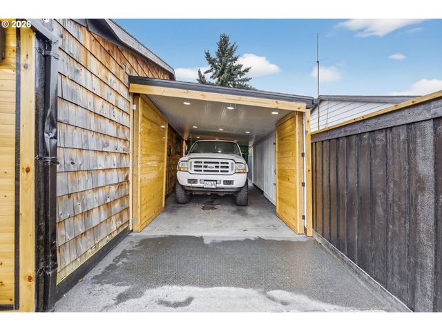 1670 Ne KENNEDY Ln, Hillsboro, OR 97124