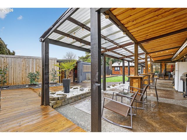 1670 Ne KENNEDY Ln, Hillsboro, OR 97124