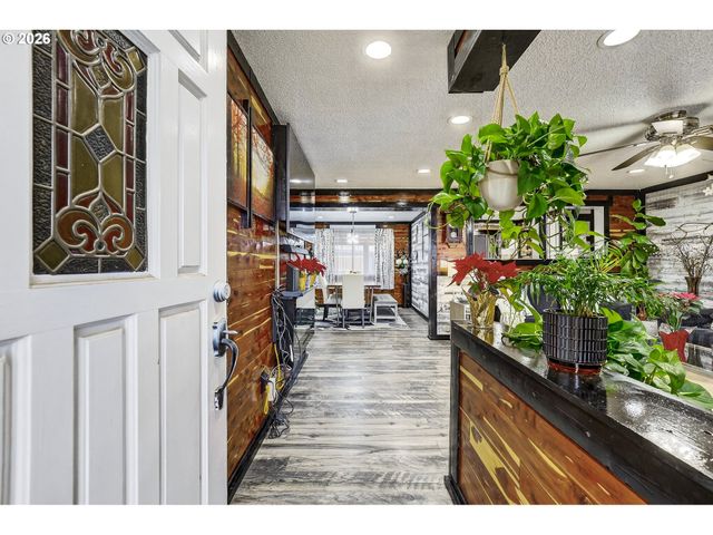 1670 Ne KENNEDY Ln, Hillsboro, OR 97124