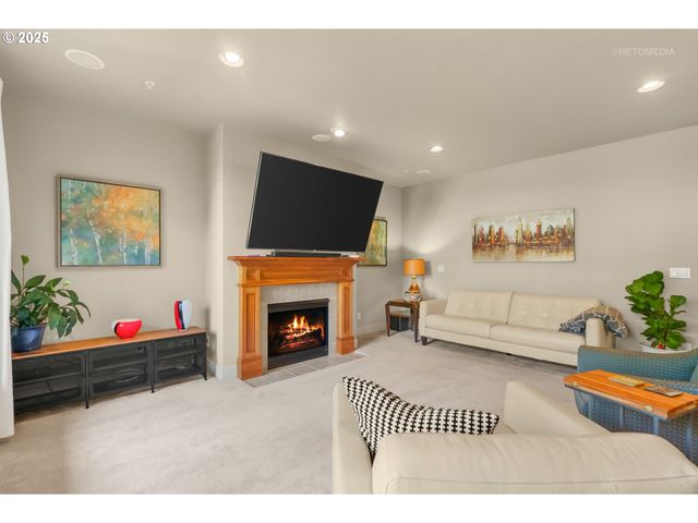 11965 Sw LAUSANNE St, Wilsonville, OR 97070
