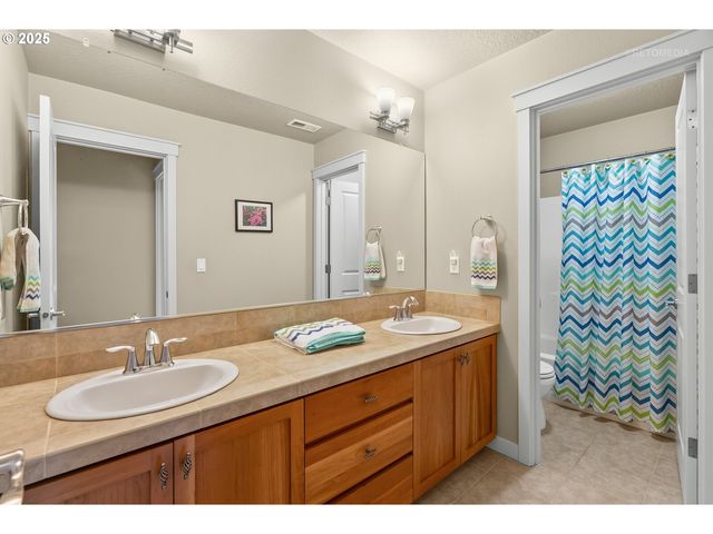 11965 Sw LAUSANNE St, Wilsonville, OR 97070