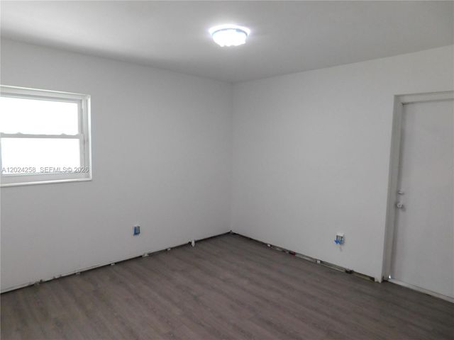 4841 NW 10th Ter, Fort Lauderdale, FL 33309