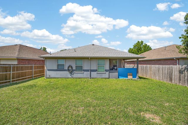 2008 Pine Knot Drive, Heartland, TX 75126