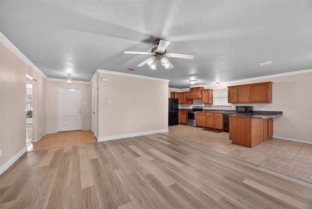 2008 Pine Knot Drive, Heartland, TX 75126