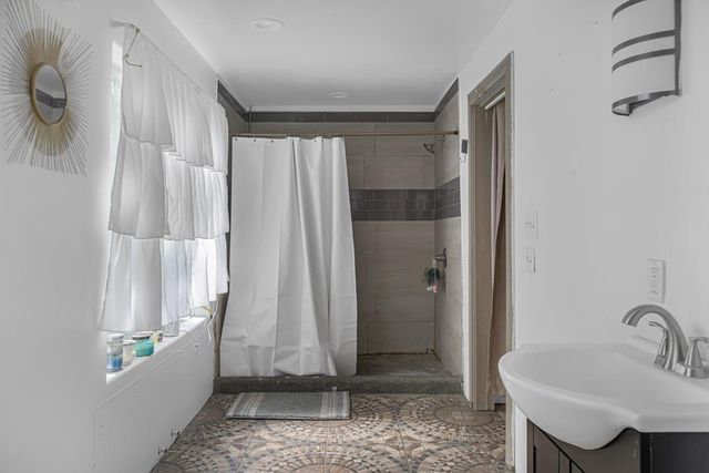 1420 Golder Ave, Odessa, TX 79761