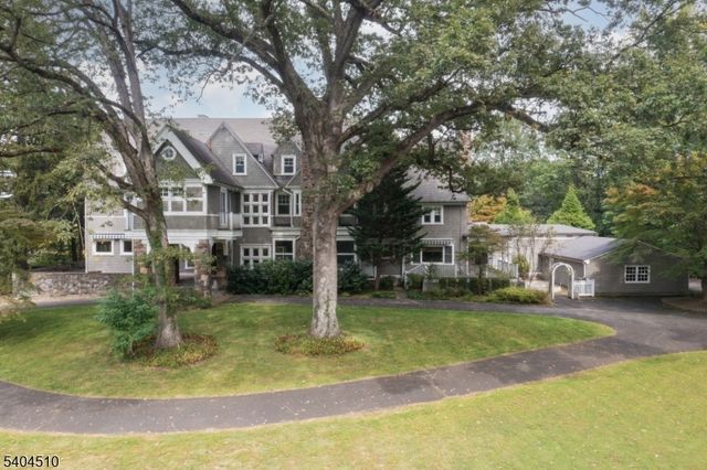 17 Three Gables Rd, Morris Twp., NJ 07960