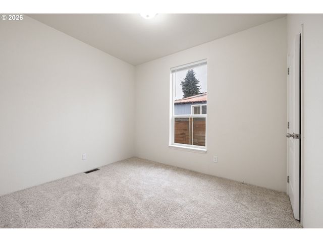9811 Sw HERMAN Rd 45, Tualatin, OR 97062