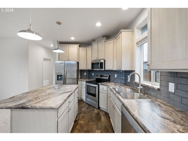 9811 Sw HERMAN Rd 45, Tualatin, OR 97062