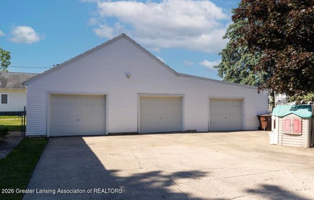 120 E Pearl Street, Potterville, MI 48876