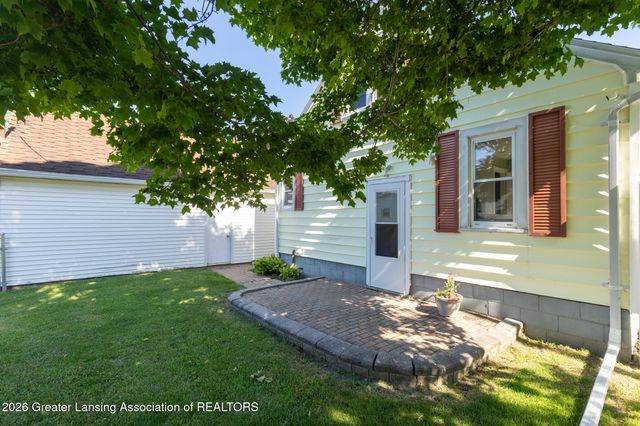 120 E Pearl Street, Potterville, MI 48876