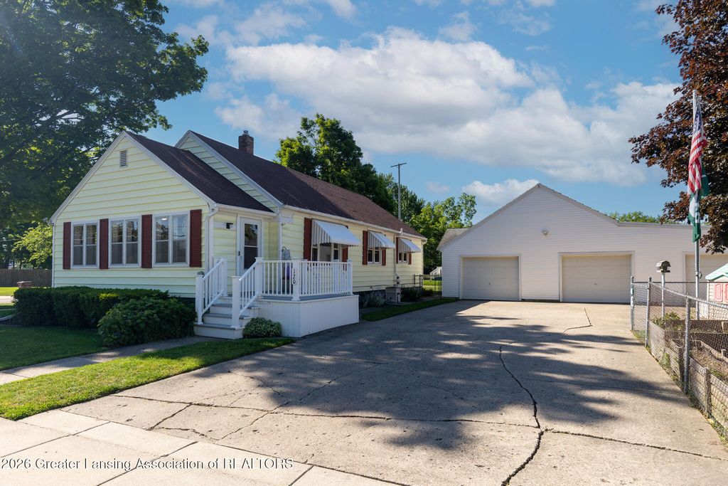 120 E Pearl Street, Potterville, MI 48876