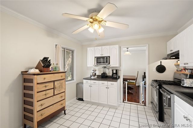 906 Springdale Drive, Jeffersonville, IN 47130