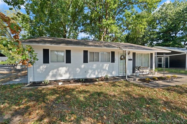 906 Springdale Drive, Jeffersonville, IN 47130