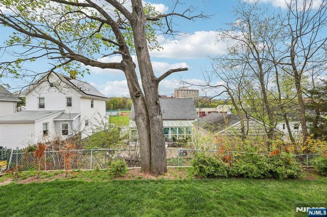 365 Highland Street, Englewood, NJ 07631