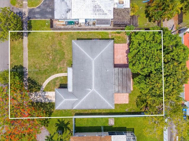 3246 Buchanan St, Hollywood, FL 33021