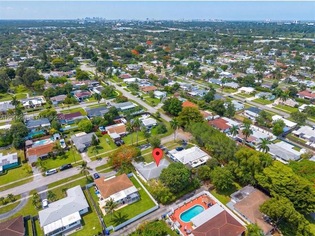 3246 Buchanan St, Hollywood, FL 33021