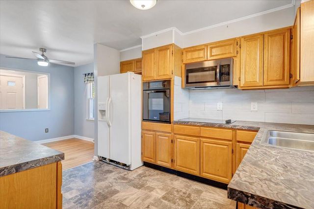 5727 Santa Anita TER, Roanoke, VA 24012