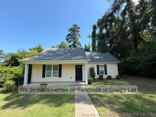 918 Carolina Avenue, Fayetteville, NC 28301