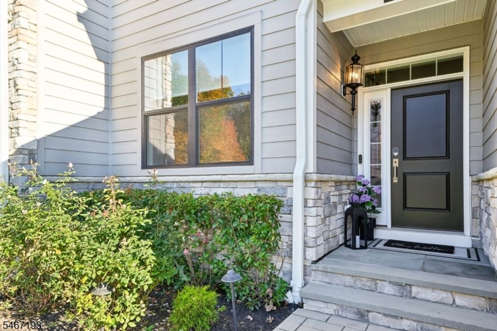 6 Concord Ct, Warren Twp., NJ 07059 — photo 2