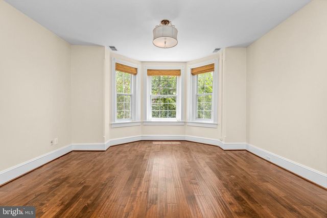502 G ST NE, Washington, DC 20002