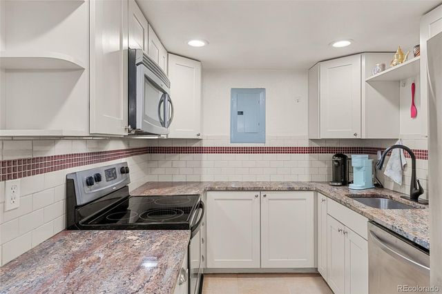 8225 Fairmount Drive 201, Denver, CO 80247