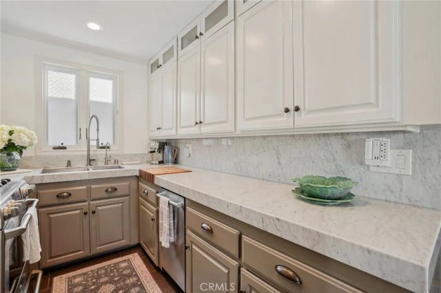 1728 Goodman Avenue, Redondo Beach, CA 90278