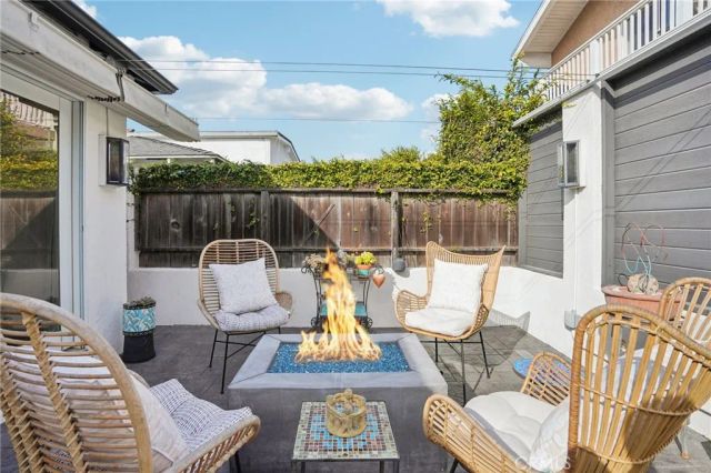 1728 Goodman Avenue, Redondo Beach, CA 90278