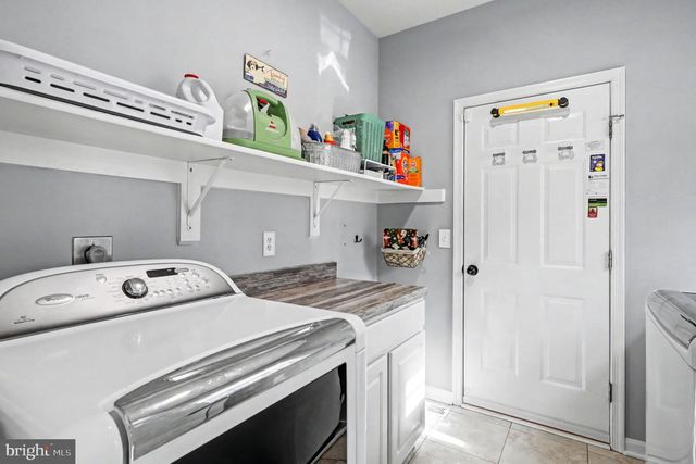 9 BURNINGBUSH CT, Stafford, VA 22554