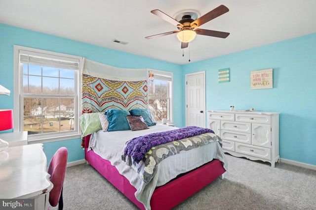 9 BURNINGBUSH CT, Stafford, VA 22554