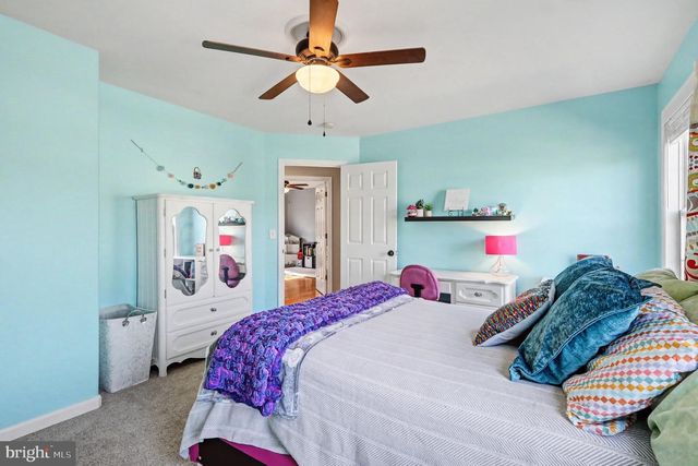 9 BURNINGBUSH CT, Stafford, VA 22554