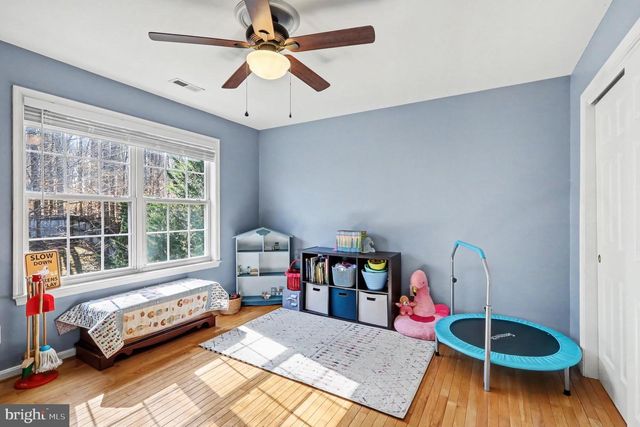 9 BURNINGBUSH CT, Stafford, VA 22554