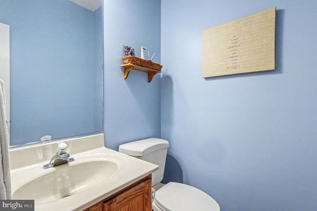 9 BURNINGBUSH CT, Stafford, VA 22554