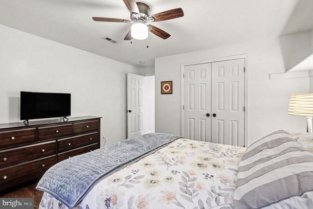 9 BURNINGBUSH CT, Stafford, VA 22554