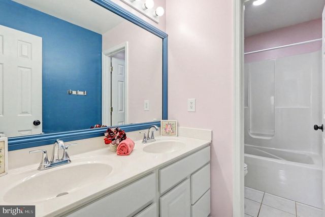 9 BURNINGBUSH CT, Stafford, VA 22554