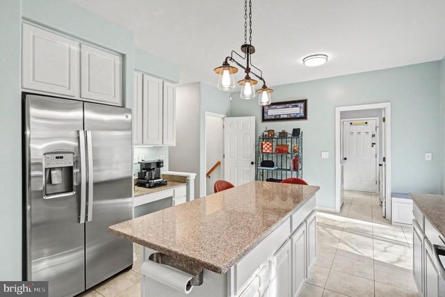 9 BURNINGBUSH CT, Stafford, VA 22554