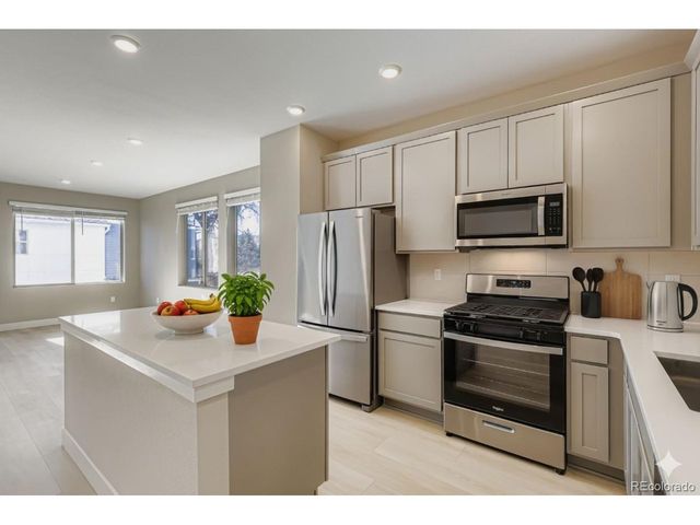 15364 W 69th Ave, Arvada, CO 80007