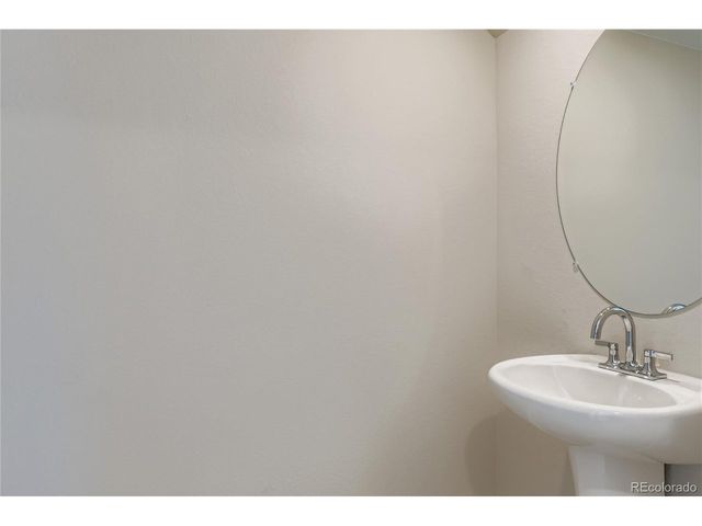 15364 W 69th Ave, Arvada, CO 80007