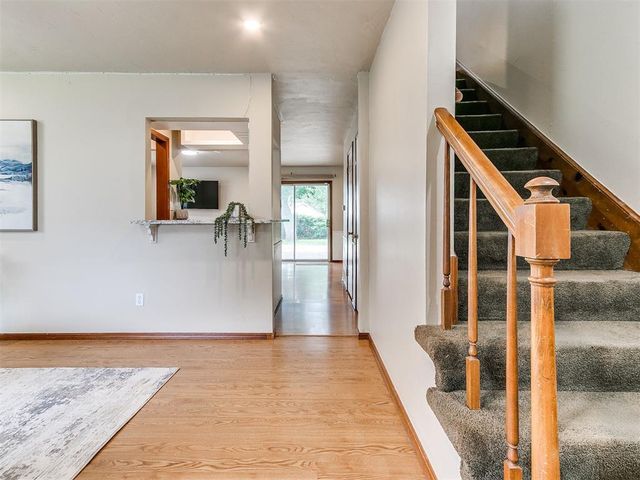 520 Jean Marie Drive, Norman, OK 73069