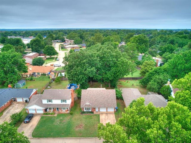 520 Jean Marie Drive, Norman, OK 73069