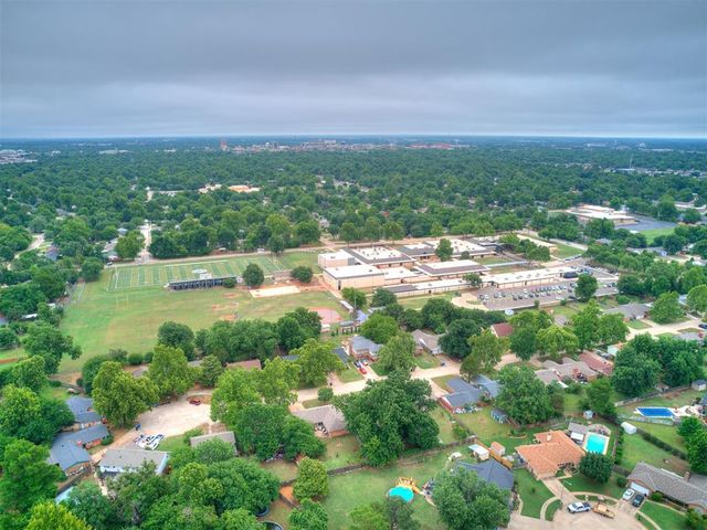 520 Jean Marie Drive, Norman, OK 73069