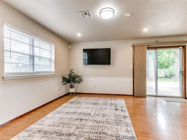 520 Jean Marie Drive, Norman, OK 73069