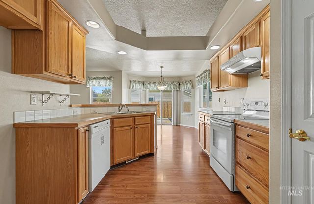 11938 Emerson St, Caldwell, ID 83605